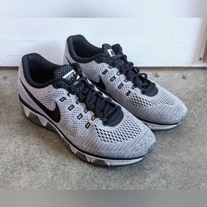 White Nike Tailwind 8 Women's Shoes Size 9